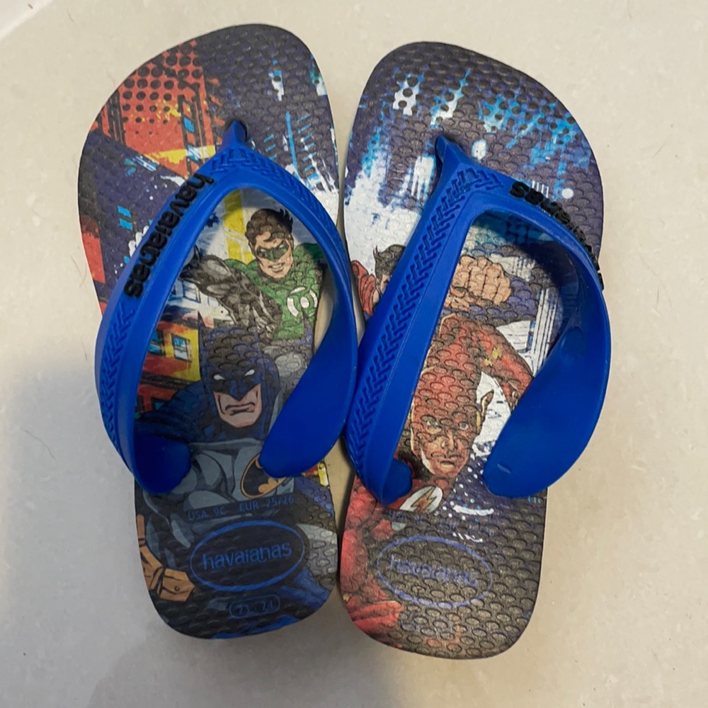 Toddler superhero havianas size 9c Superman Batman